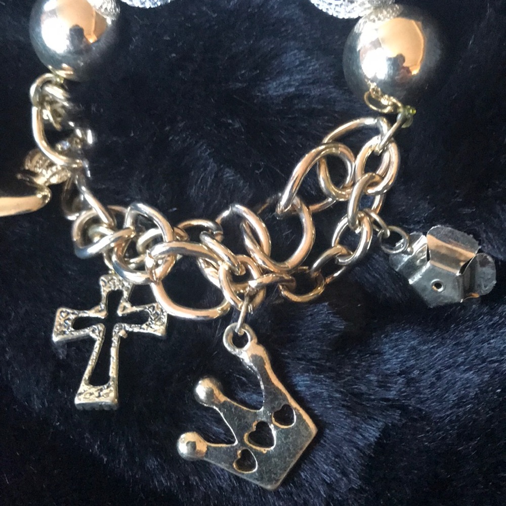 Braclet - Picture 2 of 3